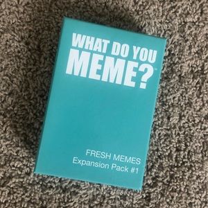 PARTY GAME What Do You Meme?